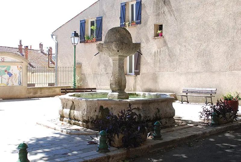 Foto de Fuente - Lantus - © Creative Commons (https://creativecommons.org/licenses/by-sa/4.0/deed.fr)