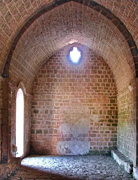 Foto de Capilla de Saint-Romain - This illustration was made by (User:Royonx) and re - © Creative Commons (https://creativecommons.org/licenses/by-sa/4.0/deed.fr)
