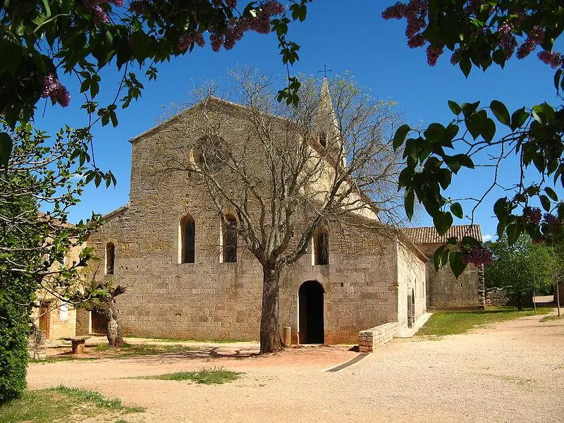 Foto di Vecchia Abbazia - Patrick Rouzet - © Creative Commons (https://creativecommons.org/licenses/by-sa/4.0/deed.fr)