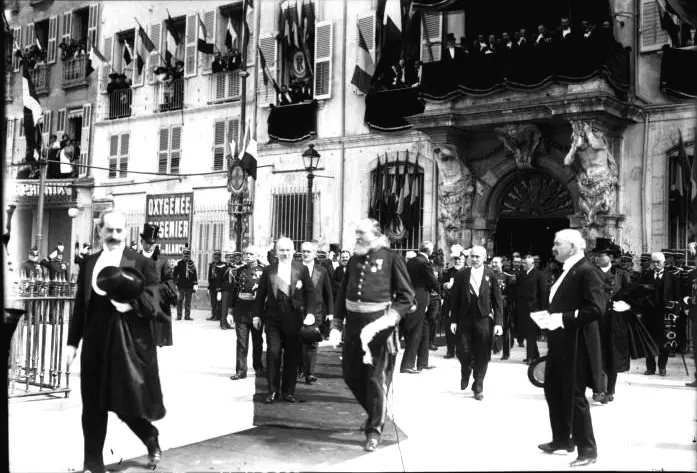 Foto von Ehemaliger Rathaus, derzeit Touristenbüro - Unknown authorUnknown author - © Creative Commons (https://creativecommons.org/licenses/by-sa/4.0/deed.fr)