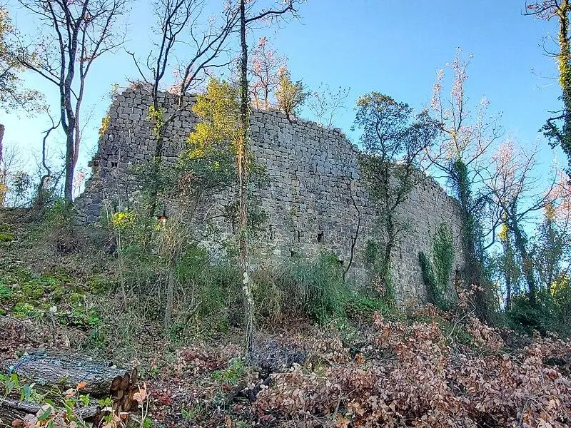 Foto di Villaggio medievale di Puybushon o pibresson-venque (rovine di) - Hub Lot - © Creative Commons (https://creativecommons.org/licenses/by-sa/4.0/deed.fr)