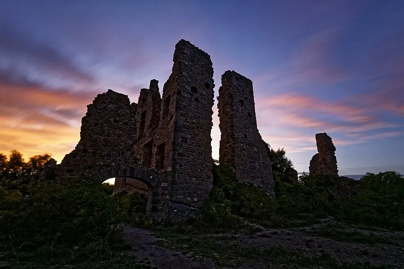 Foto von Valbelle Castle - Astroscape - © Creative Commons (https://creativecommons.org/licenses/by-sa/4.0/deed.fr)