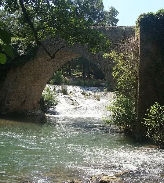 Foto di Vecchio - Fr.Latreille - © Creative Commons (https://creativecommons.org/licenses/by-sa/4.0/deed.fr)