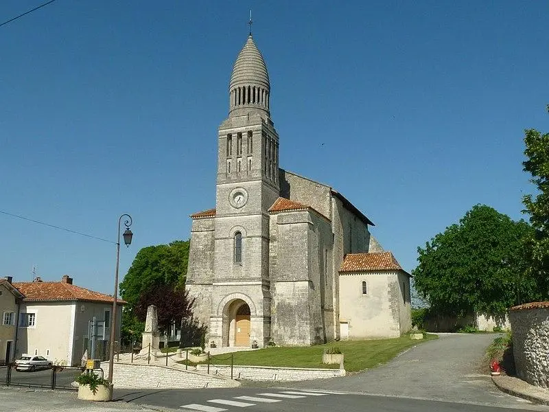 Foto de Iglesia de Saint-Pierre-Aux-Liens - Jack ma - © Creative Commons (https://creativecommons.org/licenses/by-sa/4.0/deed.fr)