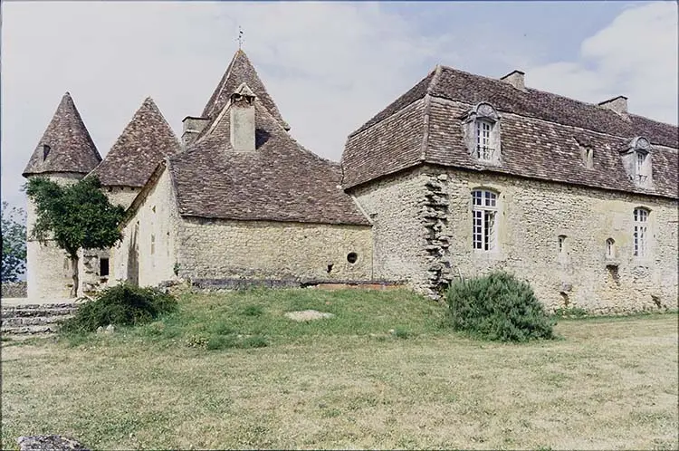 Foto de Bourgonia manaz - POP Plateforme Ouverte du Patrimoine / Base Mérimée - © Donation VMF, Ministère de la Culture (France), Médiathèque du patrimoine et de la photographie, diffusion GrandPalaisRmn Photo