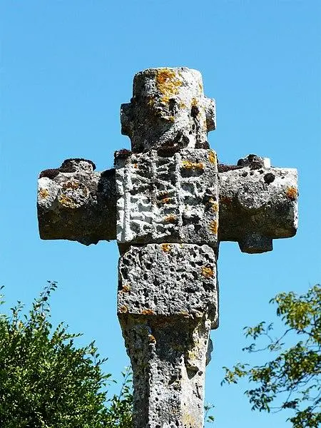 Photo de Croix - Père Igor - © Creative Commons (https://creativecommons.org/licenses/by-sa/4.0/deed.fr)