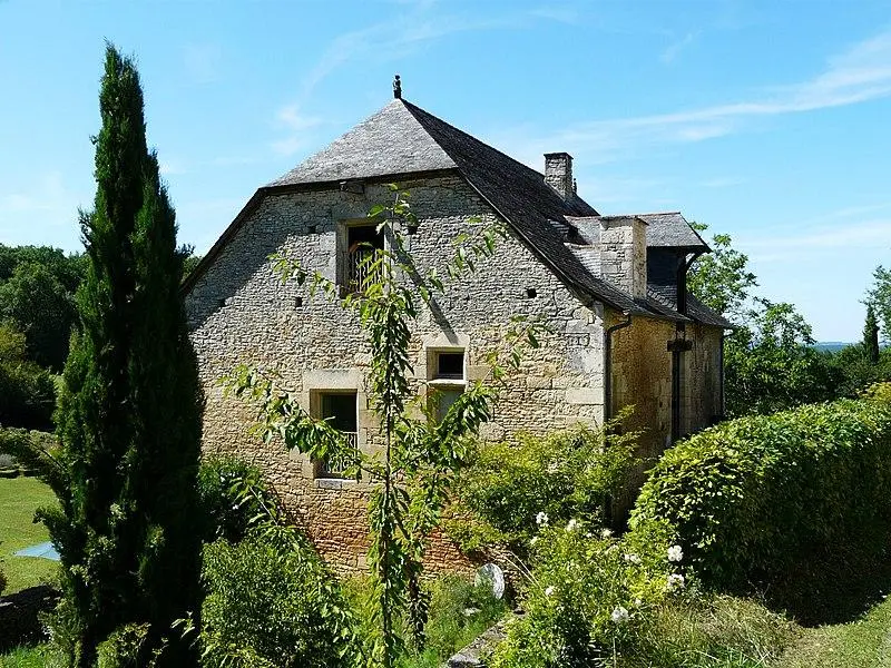 Photo de Ancienne grange dîmière - Père Igor - © Creative Commons (https://creativecommons.org/licenses/by-sa/4.0/deed.fr)