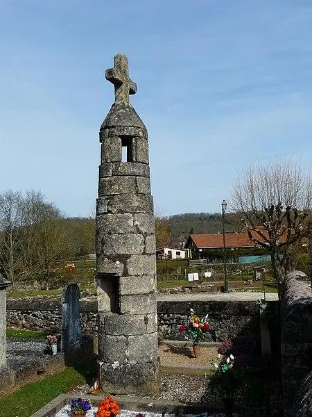 Foto von Tot - Père Igor - © Creative Commons (https://creativecommons.org/licenses/by-sa/4.0/deed.fr)