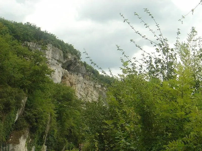 Foto de Depósito prehistórico de Laugeria-Haute - Satange - © Creative Commons (https://creativecommons.org/licenses/by-sa/4.0/deed.fr)