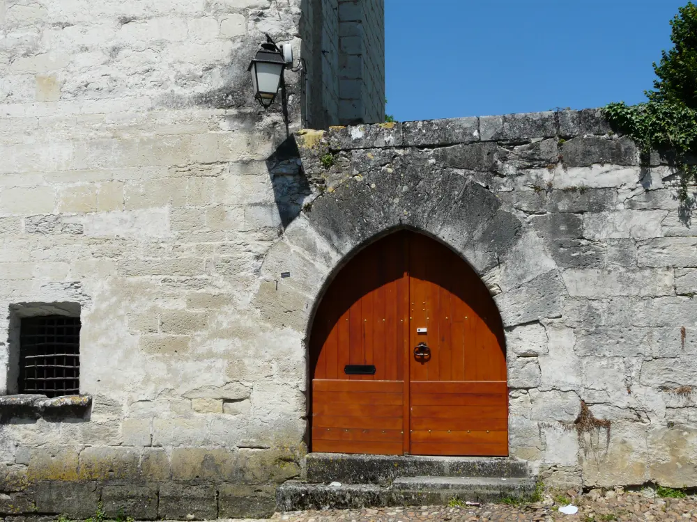Foto di Castello - Sous licence Creative Commons (https://creativecommons.org/licenses/by-sa/4.0/deed.fr) - Par Père Igor - © Creative Commons (https://creativecommons.org/licenses/by-sa/4.0/deed.fr)