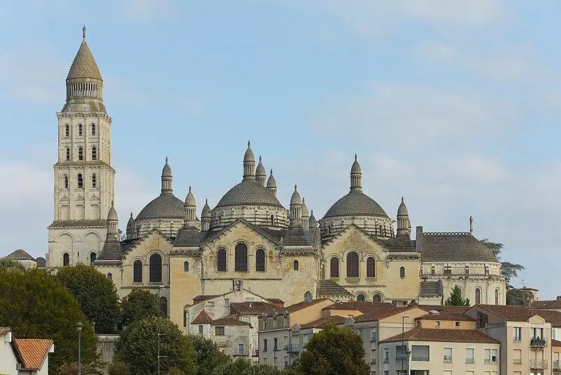 Foto von Saint-Front-Kathedrale - Benjamin Smith - © Creative Commons (https://creativecommons.org/licenses/by-sa/4.0/deed.fr)