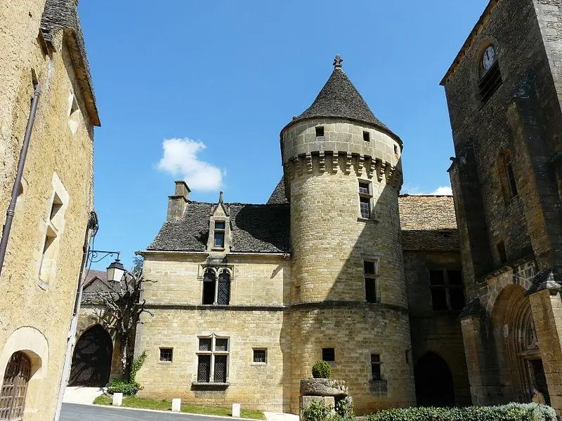 Foto von Schloss - Père Igor - © Creative Commons (https://creativecommons.org/licenses/by-sa/4.0/deed.fr)