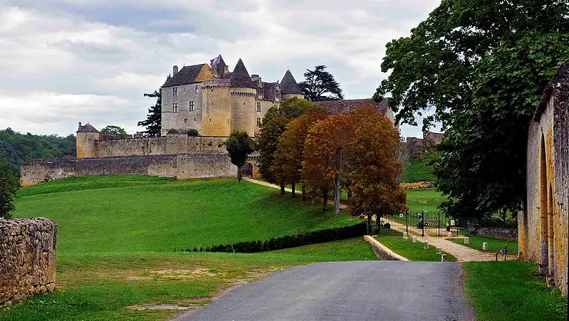 Foto di Castello di Fénelon - Lucie Laroche - © Creative Commons (https://creativecommons.org/licenses/by-sa/4.0/deed.fr)