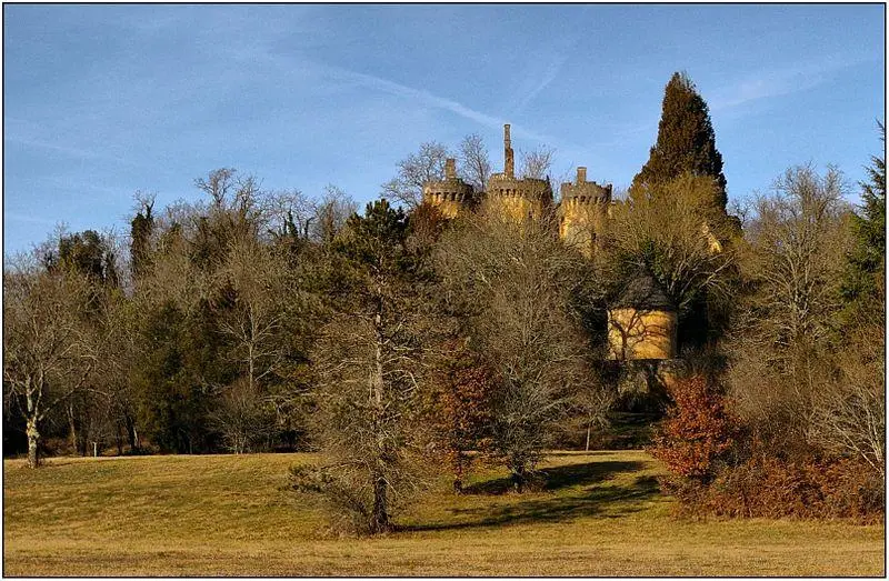 Foto di Castello di Paluel - Michel Chanaud - © Creative Commons (https://creativecommons.org/licenses/by-sa/4.0/deed.fr)