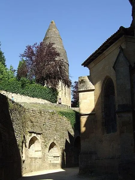 Foto de Cementerio Saint-Benoît, Infeux y Capilla Sepulchral - K.Weise - © Creative Commons (https://creativecommons.org/licenses/by-sa/4.0/deed.fr)