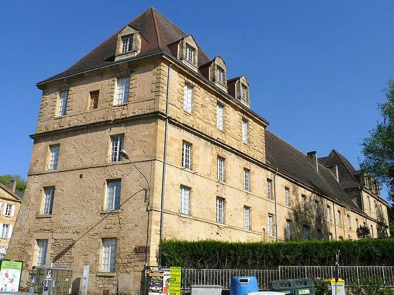 Foto de Viejo convento de la orden de Notre-Dame - MOSSOT - © Creative Commons (https://creativecommons.org/licenses/by-sa/4.0/deed.fr)