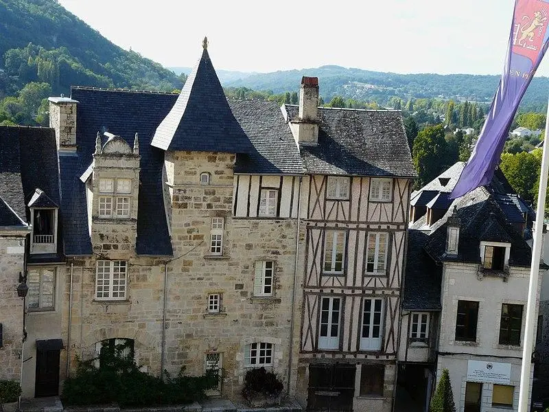 Foto von Renaissance House - Père Igor - © Creative Commons (https://creativecommons.org/licenses/by-sa/4.0/deed.fr)