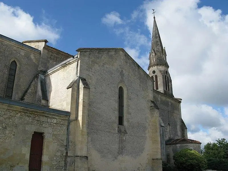 Foto von Saint-Germain Parish Church - User:Symac - © Creative Commons (https://creativecommons.org/licenses/by-sa/4.0/deed.fr)