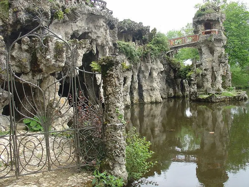 Foto de Parque Majolan y cueva - Michel Buze - © Creative Commons (https://creativecommons.org/licenses/by-sa/4.0/deed.fr)