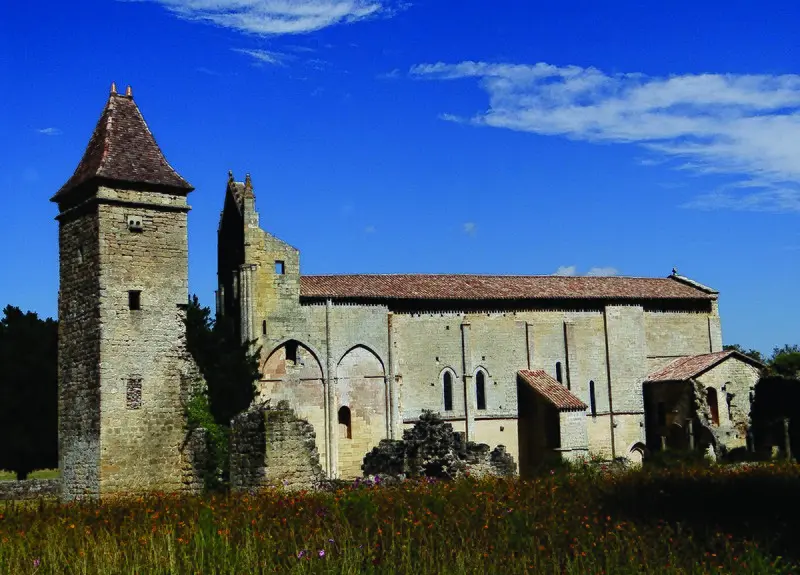 Foto de Ex Iglesia de la Abadía de Saint-Maurice, Iglesia actual de Saint-Nicolas - Hubert DENIES - © Creative Commons (https://creativecommons.org/licenses/by-sa/4.0/deed.fr)