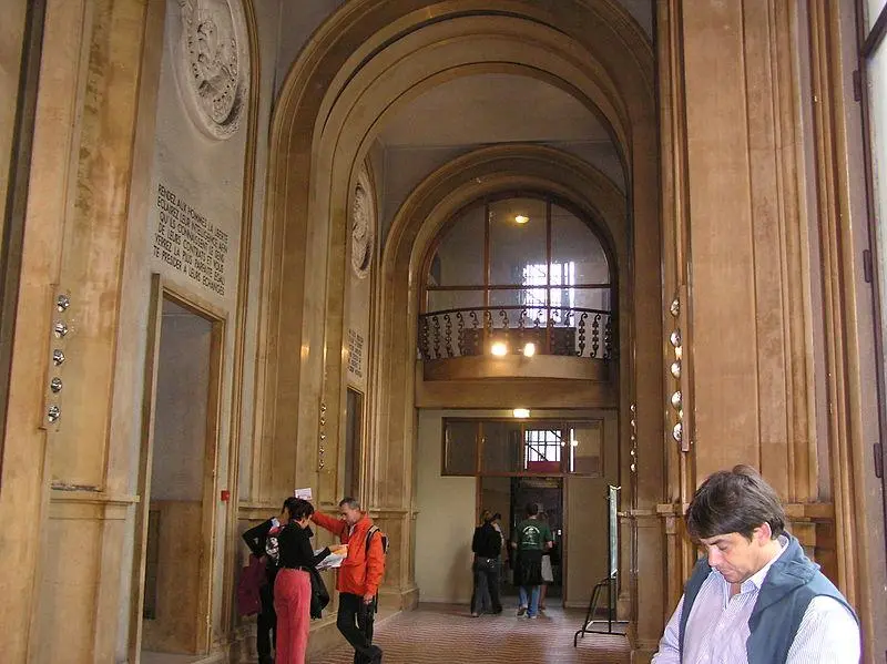 Foto de Mercado de valores - Langladure - © Creative Commons (https://creativecommons.org/licenses/by-sa/4.0/deed.fr)