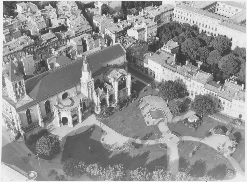 Foto de Iglesia de la Santa Seurina - POP Plateforme Ouverte du Patrimoine / Base Mérimée - © Ministère de la Culture (France), Médiathèque du patrimoine et de la photographie, diffusion RMN-GP