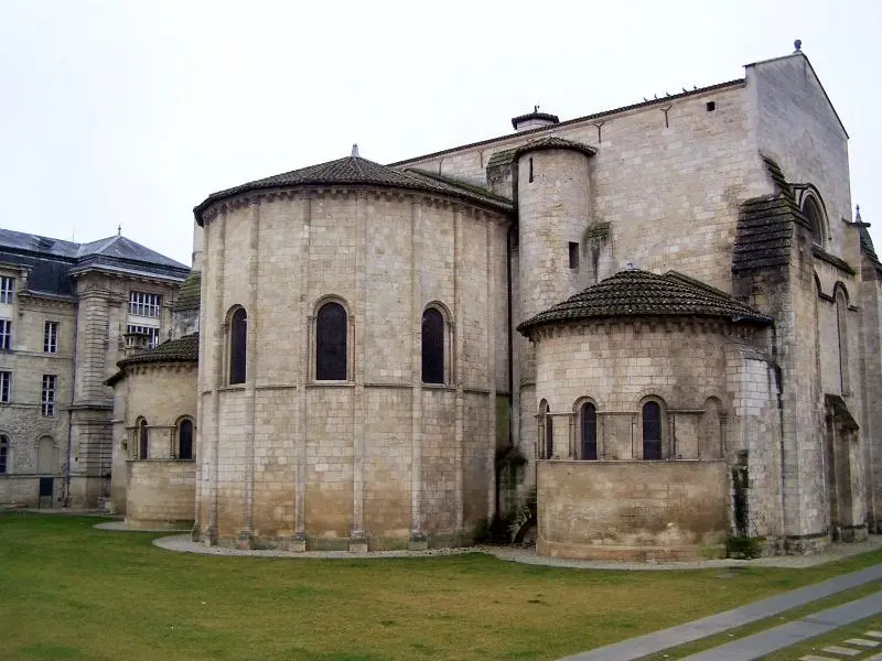 Foto de Iglesia de Sainte-Croix - BlR33 - © Creative Commons (https://creativecommons.org/licenses/by-sa/4.0/deed.fr)