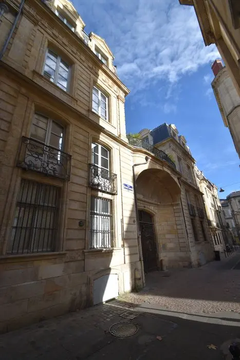 Foto de Ex hotel Pichon-Longueville - POP Plateforme Ouverte du Patrimoine / Base Mérimée - © Ministère de la Culture (France), Médiathèque du patrimoine et de la photographie, diffusion GrandPalaisRmn Photo