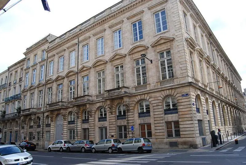 Foto de Ex prefectura de Gironde (compuesta por casas y hoteles de Saige y Legrix) - William Ellison - © Creative Commons (https://creativecommons.org/licenses/by-sa/4.0/deed.fr)