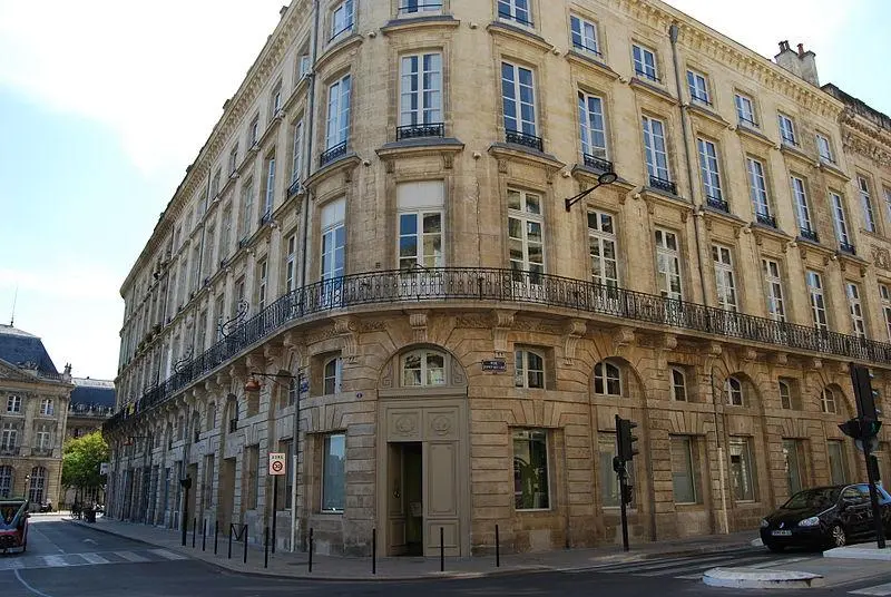 Foto von Hotel - William Ellison - © Creative Commons (https://creativecommons.org/licenses/by-sa/4.0/deed.fr)