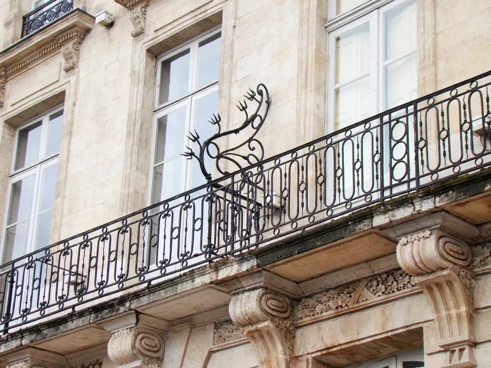 Foto de Hotel - Sous licence Creative Commons (https://creativecommons.org/licenses/by-sa/4.0/deed.fr) - Par Jefunky - © Creative Commons (https://creativecommons.org/licenses/by-sa/4.0/deed.fr)
