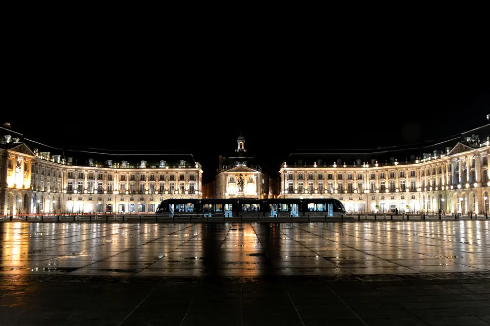 Foto von Gebäude - Sous licence Creative Commons (https://creativecommons.org/licenses/by-sa/4.0/deed.fr) - Par Maxou Wiki - © Creative Commons (https://creativecommons.org/licenses/by-sa/4.0/deed.fr)