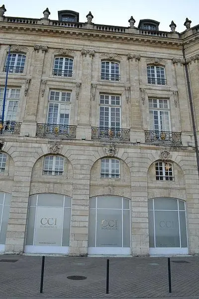 Foto von Gebäude - JuliaCasado - © Creative Commons (https://creativecommons.org/licenses/by-sa/4.0/deed.fr)