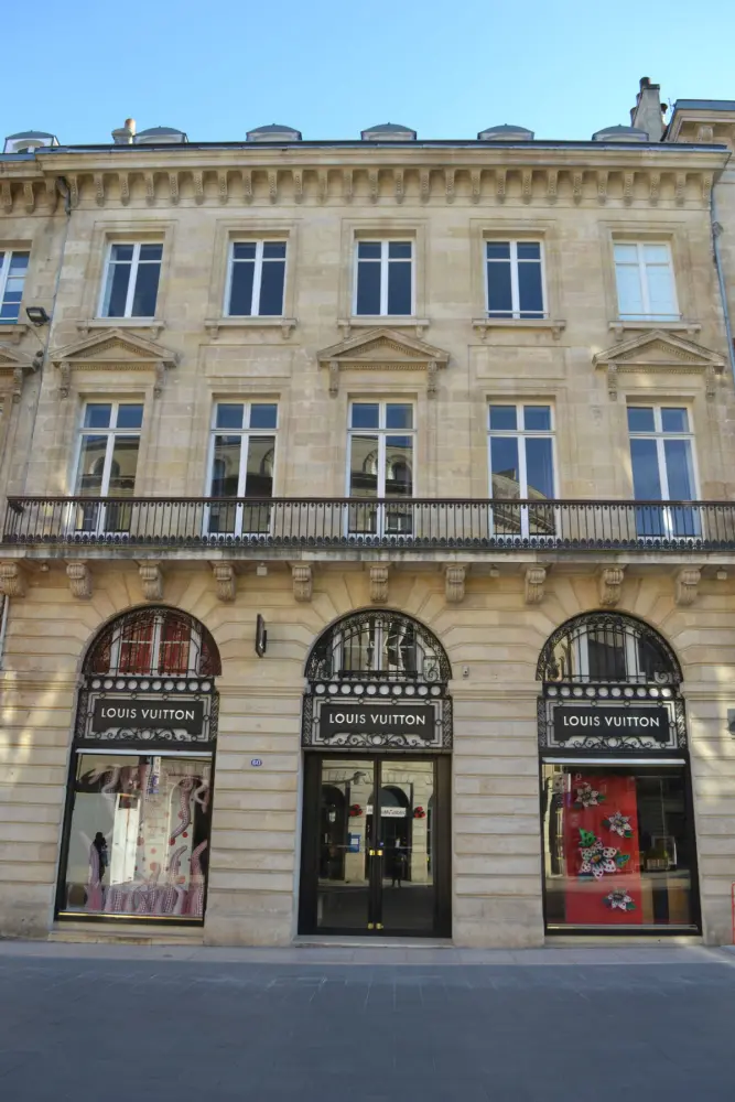 Picture of Building - Sous licence Creative Commons (https://creativecommons.org/licenses/by-sa/4.0/deed.fr) - Par JuliaCasado - © Creative Commons (https://creativecommons.org/licenses/by-sa/4.0/deed.fr)