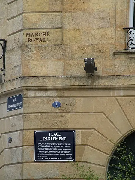 Foto de Edificio - Pymouss - © Creative Commons (https://creativecommons.org/licenses/by-sa/4.0/deed.fr)