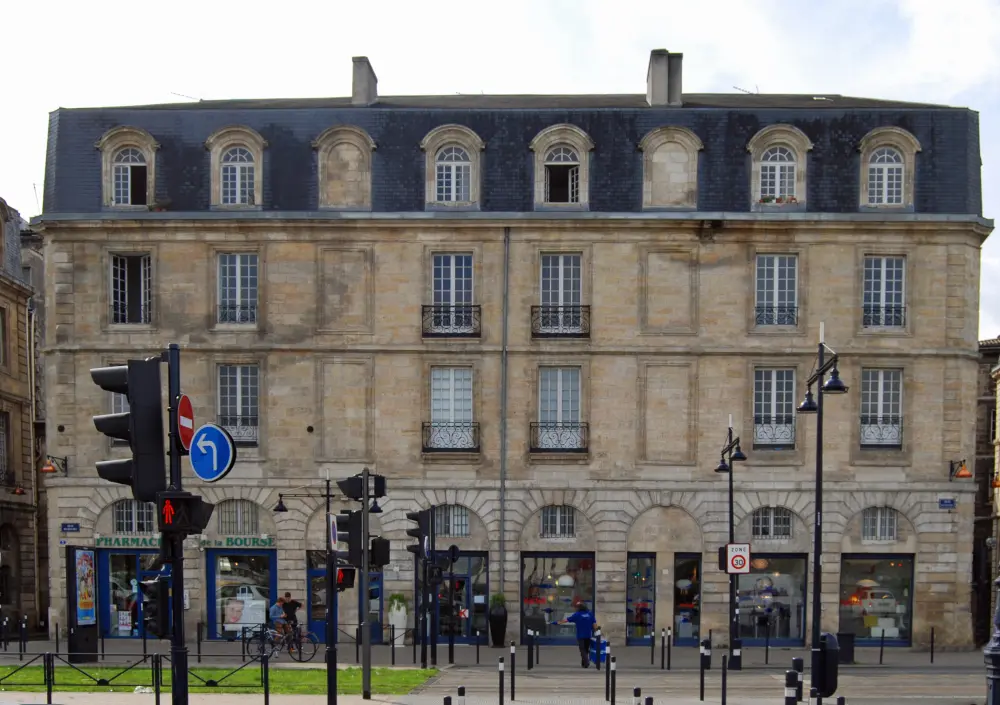 Foto de Edificio - Sous licence Creative Commons (https://creativecommons.org/licenses/by-sa/4.0/deed.fr) - Par William Ellison - © Creative Commons (https://creativecommons.org/licenses/by-sa/4.0/deed.fr)
