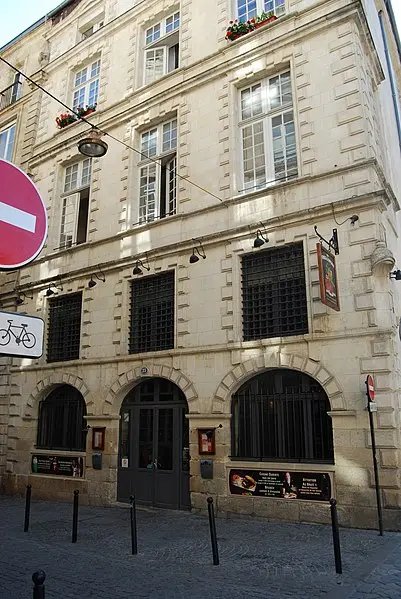 Foto de Edificio - William Ellison - © Creative Commons (https://creativecommons.org/licenses/by-sa/4.0/deed.fr)