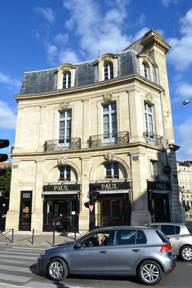 Foto de Edificio - Sous licence Creative Commons (https://creativecommons.org/licenses/by-sa/4.0/deed.fr) - Par JuliaCasado - © Creative Commons (https://creativecommons.org/licenses/by-sa/4.0/deed.fr)