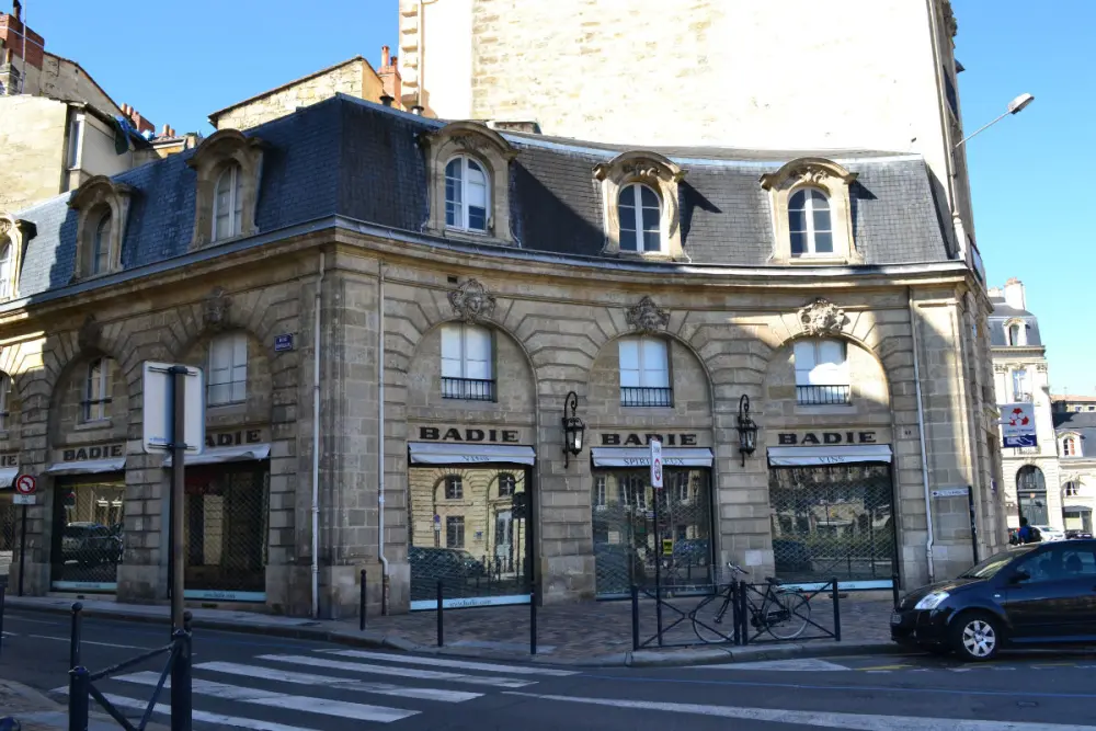 Foto de Edificio - Sous licence Creative Commons (https://creativecommons.org/licenses/by-sa/4.0/deed.fr) - Par JuliaCasado - © Creative Commons (https://creativecommons.org/licenses/by-sa/4.0/deed.fr)