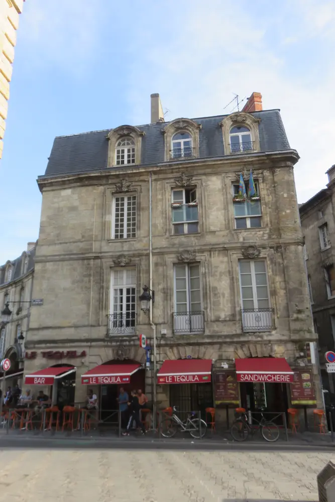 Foto de Edificio - Sous licence Creative Commons (https://creativecommons.org/licenses/by-sa/4.0/deed.fr) - Par JohnNewton8 - © Creative Commons (https://creativecommons.org/licenses/by-sa/4.0/deed.fr)