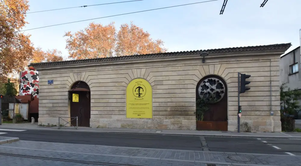 Foto de Ex tienda de comida naval - POP Plateforme Ouverte du Patrimoine / Base Mérimée - © Ministère de la Culture (France), Médiathèque du patrimoine et de la photographie, diffusion GrandPalaisRmn Photo