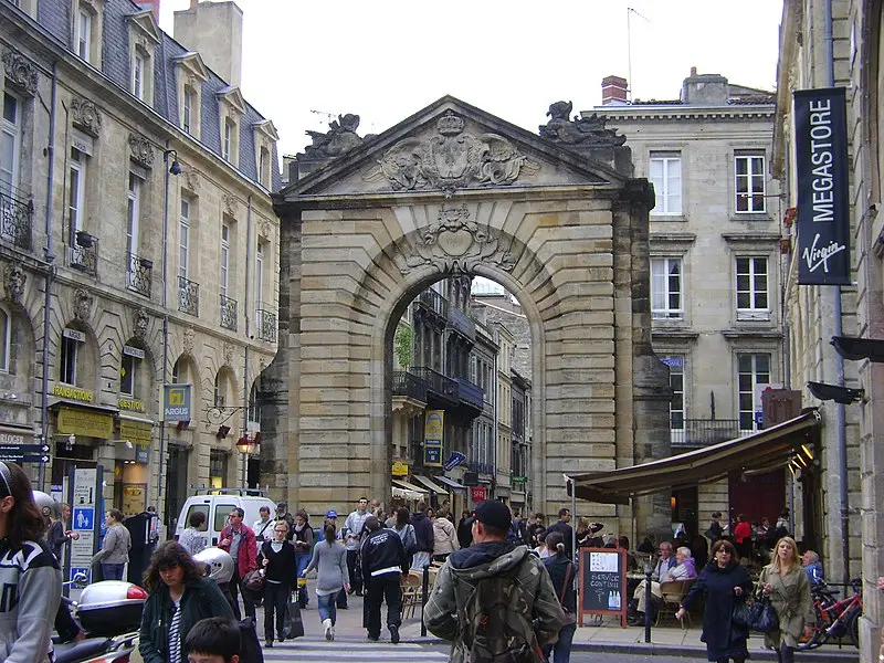 Foto de Puerta de dijeaux (o dauphine) - Guiguilacagouille - © Creative Commons (https://creativecommons.org/licenses/by-sa/4.0/deed.fr)