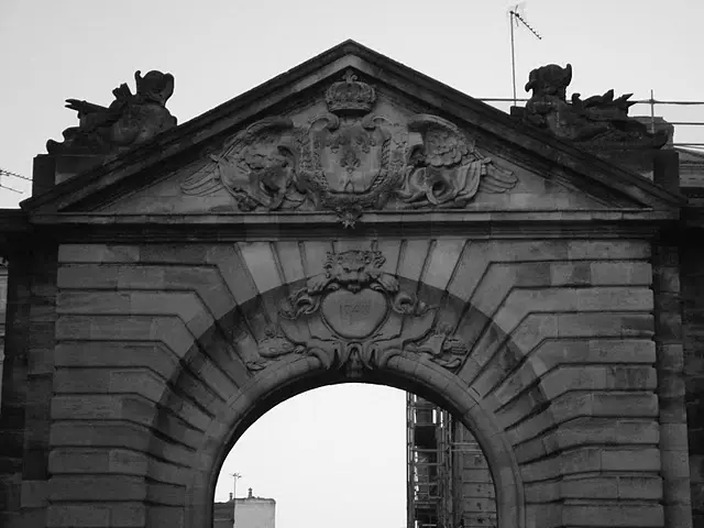 Foto de Puerta de dijeaux (o dauphine) - Padfes - © Creative Commons (https://creativecommons.org/licenses/by-sa/4.0/deed.fr)