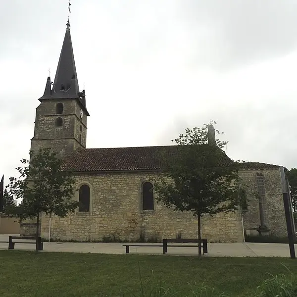 Picture of Saint-Pierre Church - Als33120 - © Creative Commons (https://creativecommons.org/licenses/by-sa/4.0/deed.fr)
