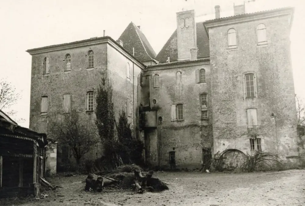 Foto von Hamel -Burg - POP Plateforme Ouverte du Patrimoine / Base Mérimée - © Ministère de la Culture (France), Médiathèque du patrimoine et de la photographie, tous droits réservés
