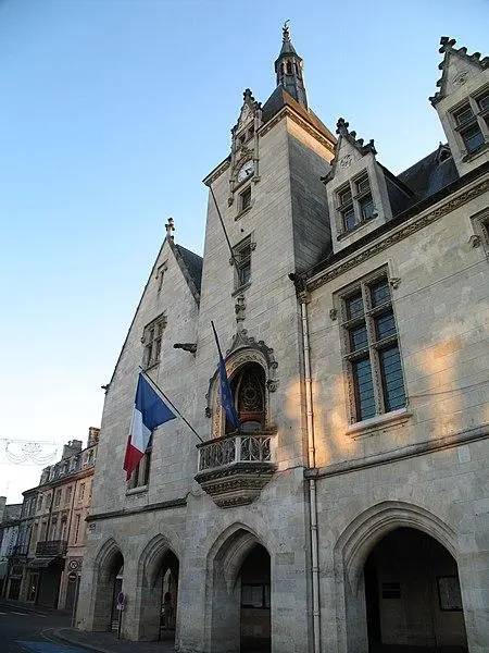 Foto von Rathaus - Matthieu Nouzille - © Creative Commons (https://creativecommons.org/licenses/by-sa/4.0/deed.fr)