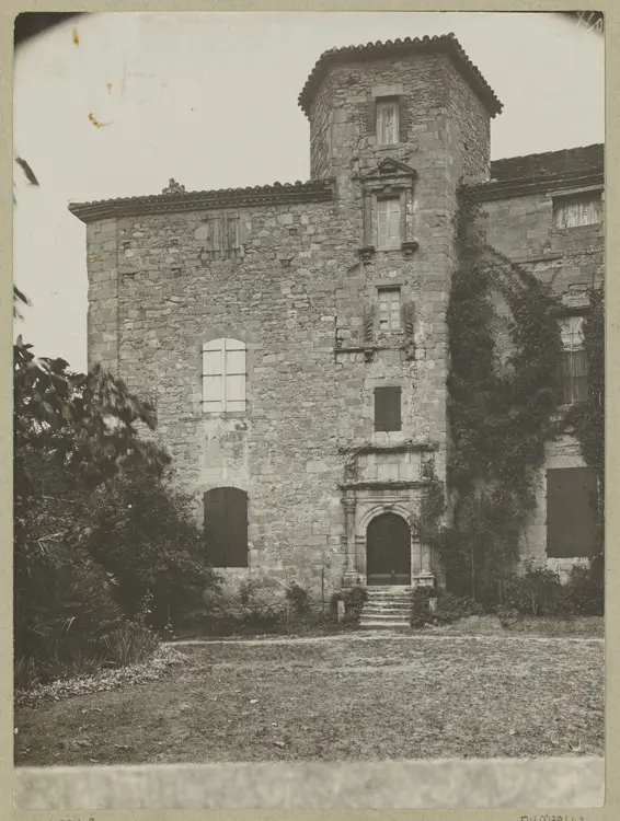 Picture of Castle - POP Plateforme Ouverte du Patrimoine / Base Mérimée - © Ministère de la Culture (France), Médiathèque du patrimoine et de la photographie, diffusion GrandPalaisRmn Photo