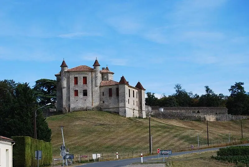 Foto von Schloss - William Ellison - © Creative Commons (https://creativecommons.org/licenses/by-sa/4.0/deed.fr)