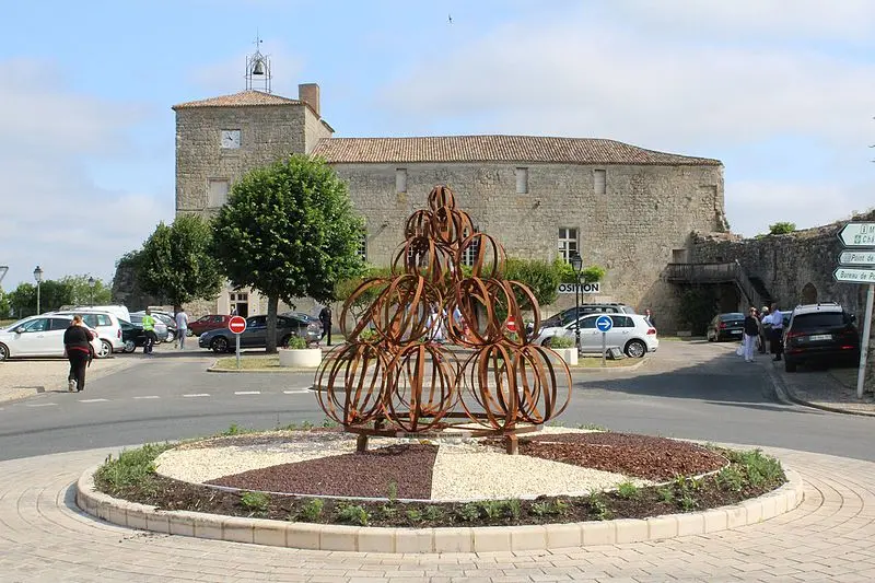 Foto de Castillo - Commune de pujols - © Creative Commons (https://creativecommons.org/licenses/by-sa/4.0/deed.fr)
