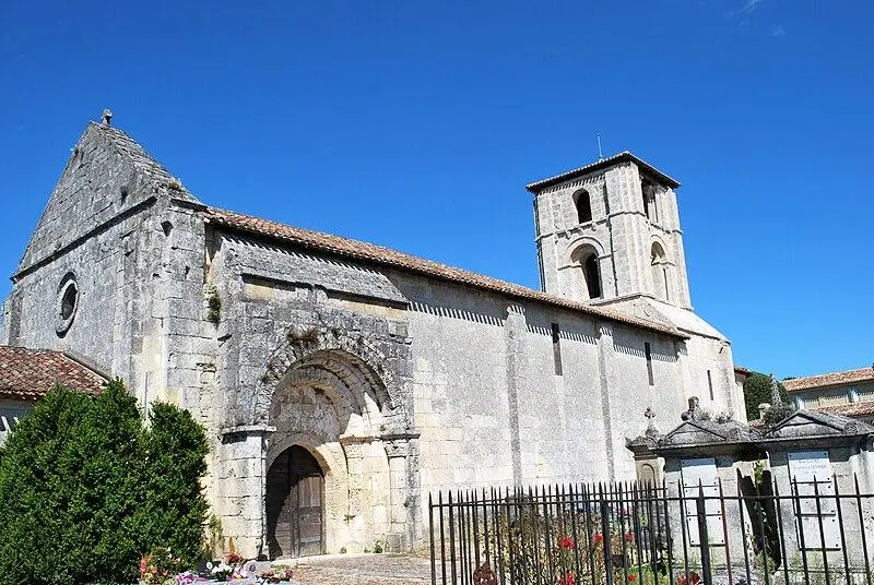 Foto von Ehemalige Saint-Martin-Kirche von Mazerat - William Ellison - © Creative Commons (https://creativecommons.org/licenses/by-sa/4.0/deed.fr)
